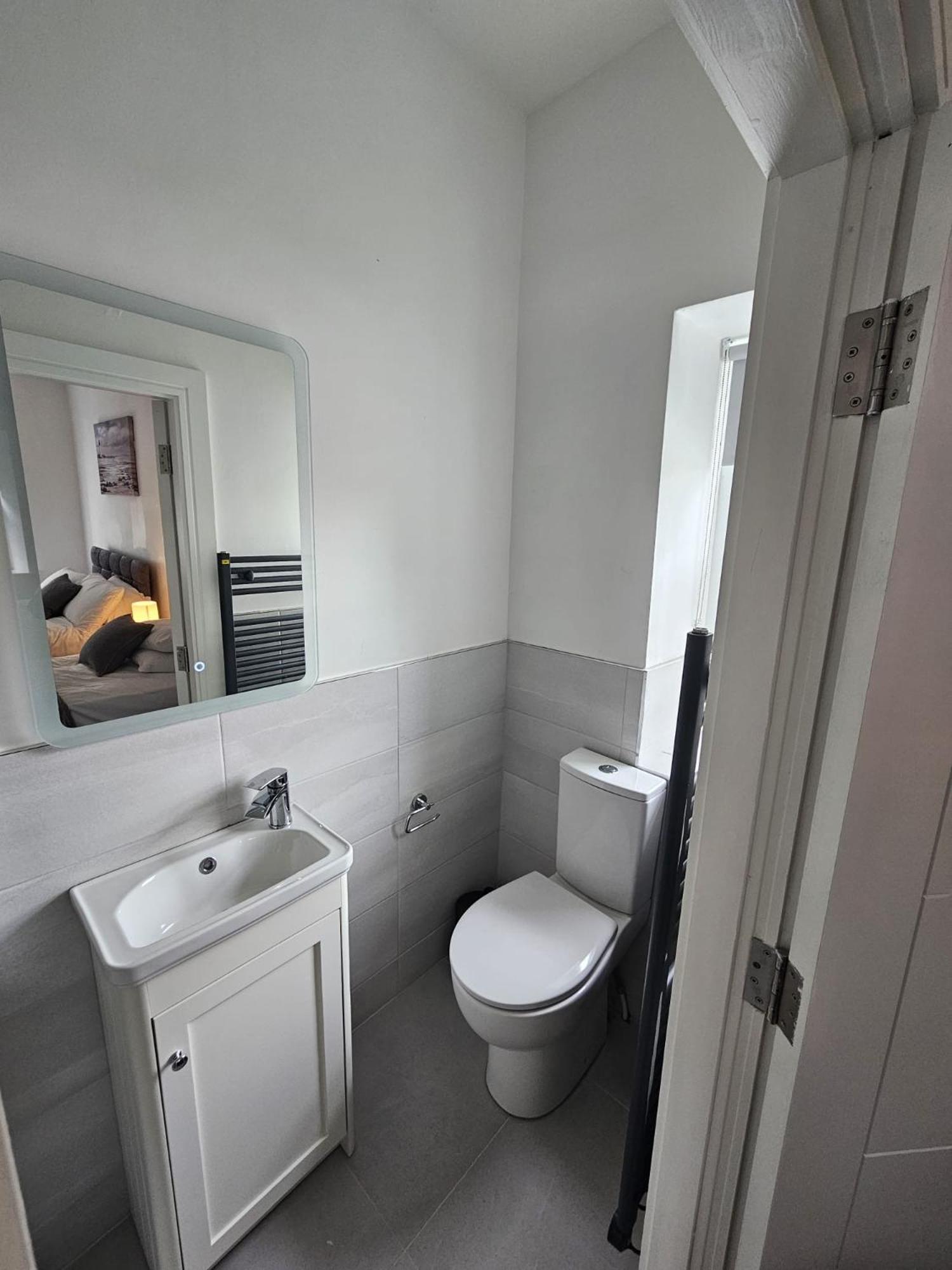 Number33 Bed & Breakfast Galway Eksteriør bilde